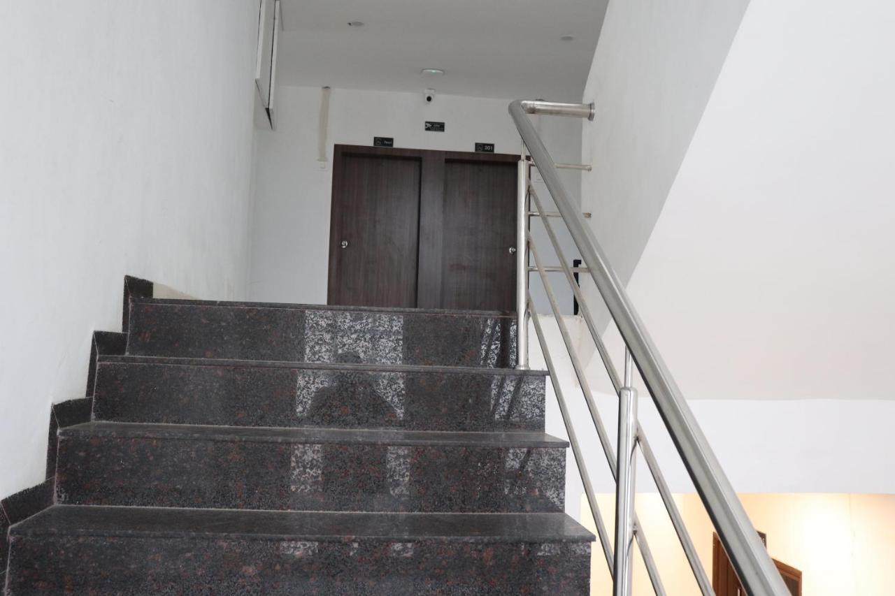 Hotel New Samrat Evrengabad Dış mekan fotoğraf
