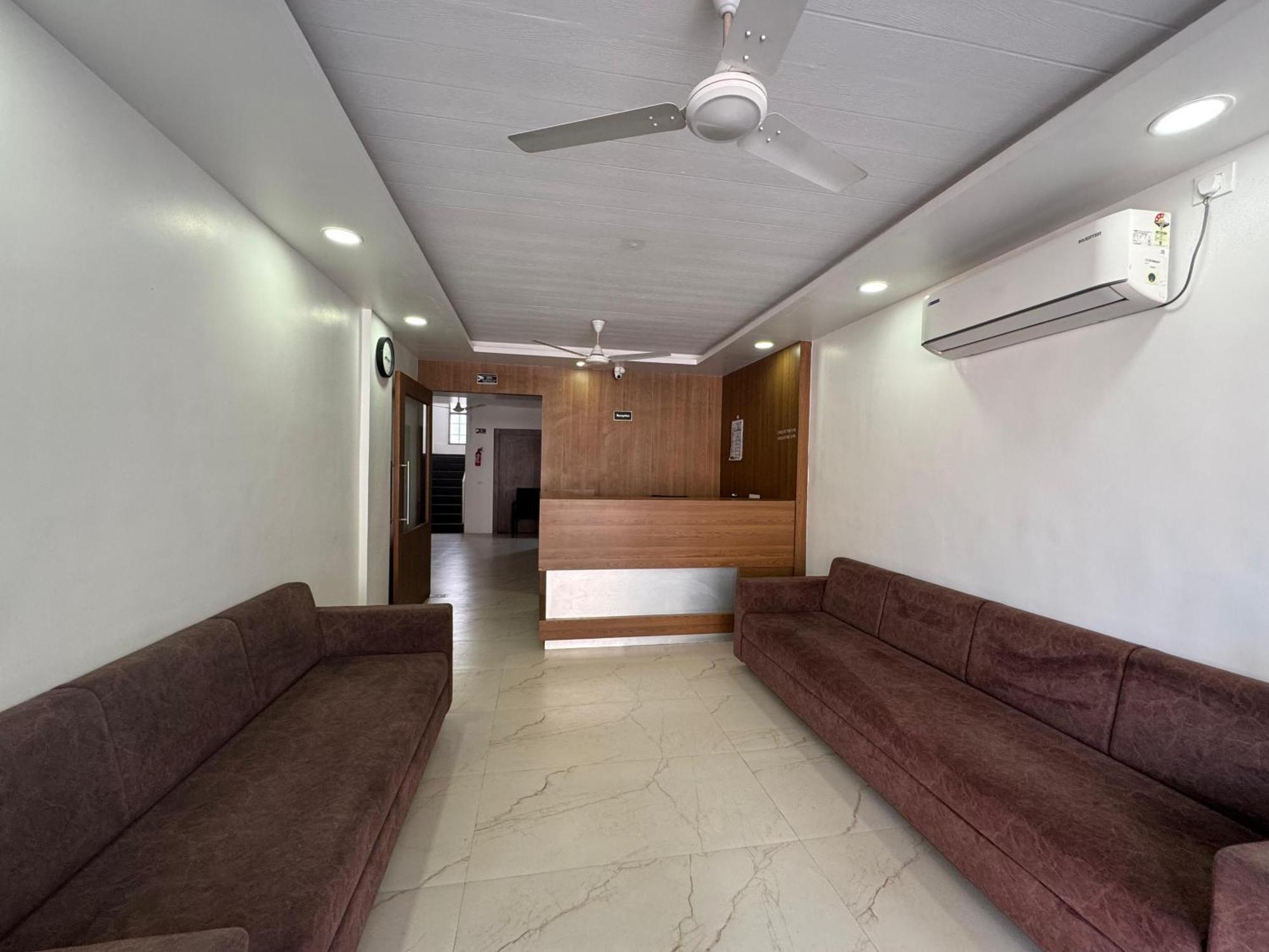 Hotel New Samrat Evrengabad Dış mekan fotoğraf