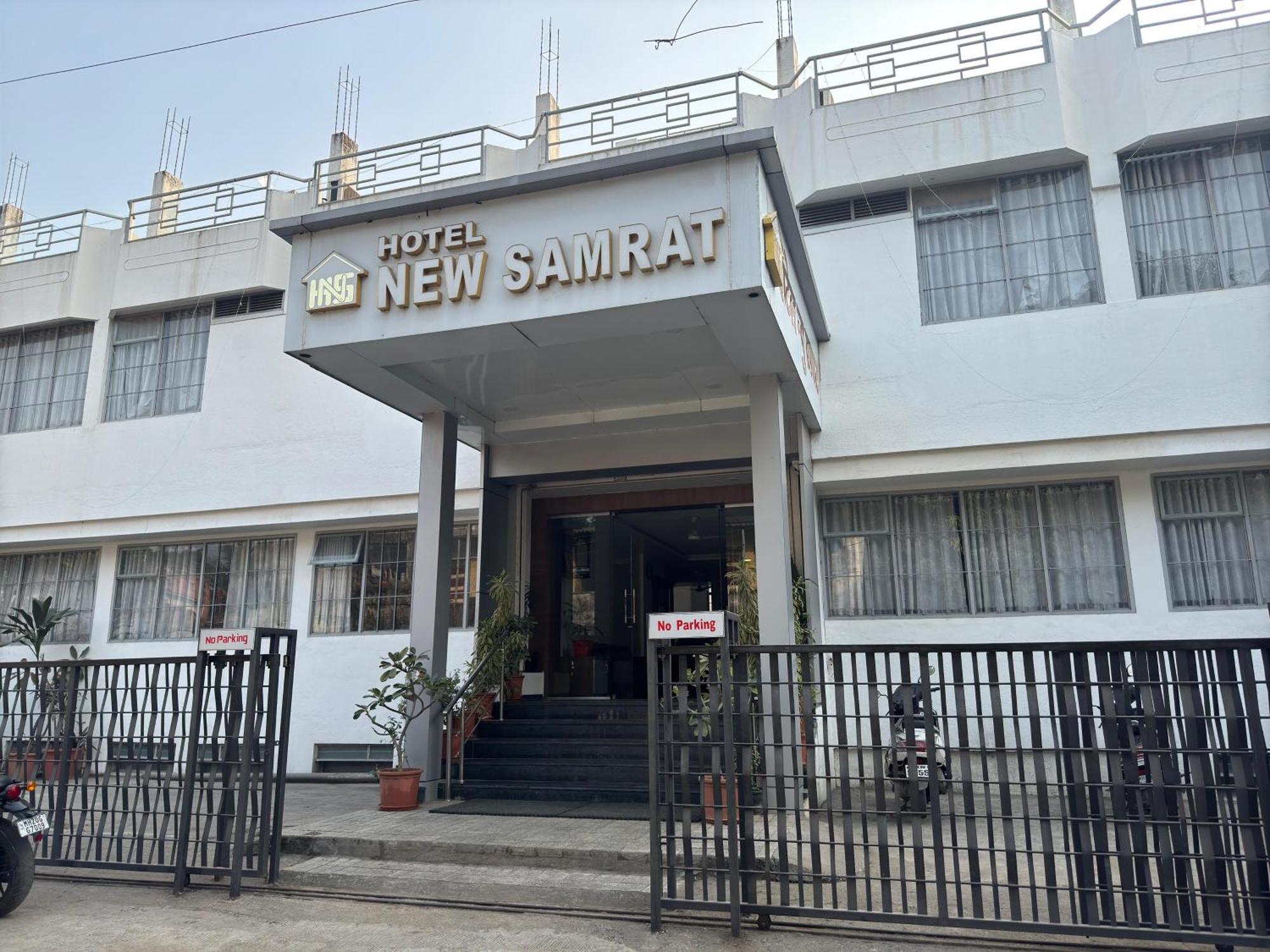 Hotel New Samrat Evrengabad Dış mekan fotoğraf
