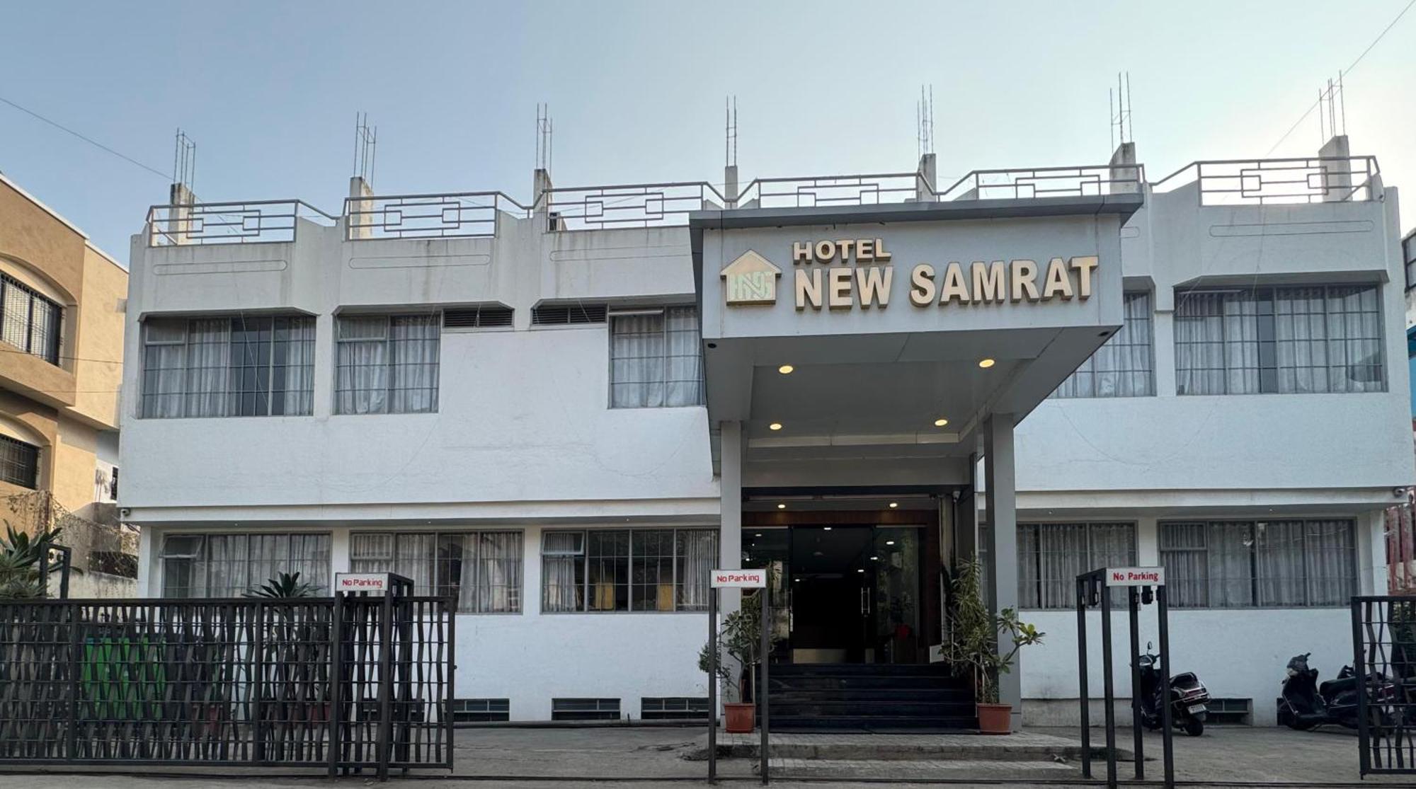 Hotel New Samrat Evrengabad Dış mekan fotoğraf